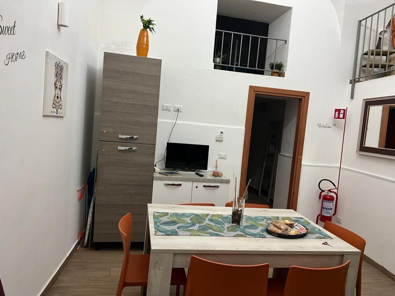 Due Passi Dal Centro Apartment Катания Екстериор снимка